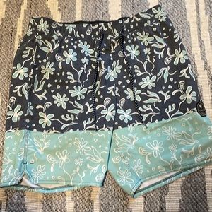 Vissla board shorts: GREAT CONDITION